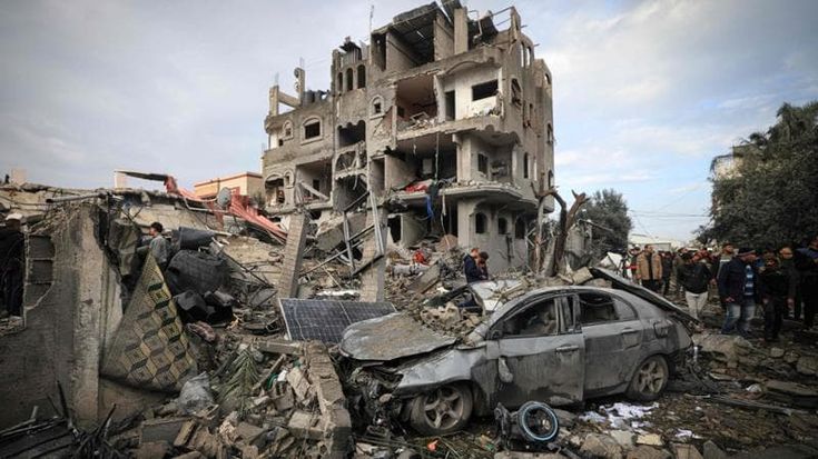 Israele - Hamas, le news del 27 dicembre. Erdogan: “Netanyahu come Hitler”. Raid a Khan Yunis: 20 morti. Manifestanti pro-Palestina bloccano la strada per l’aeroporto a New York e a Los Angeles
