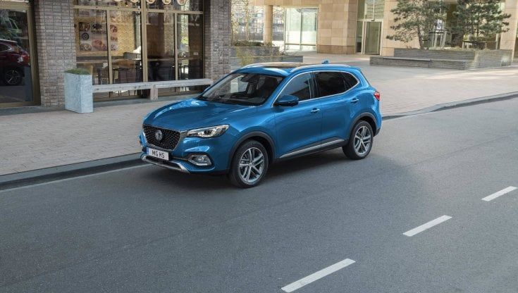 Novità d'autunno: ecco la MG4 Electric e il Suv HS a benzina