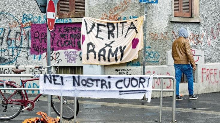 Viaggio al Corvetto dove anche i muri chiedono “verità per Ramy”