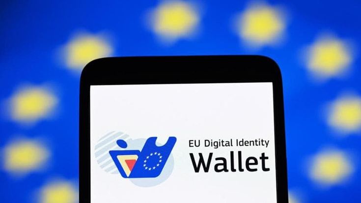 Un e-wallet per patente e carta d’identità che vale in Europa. Zangrillo: “Operativo dal 2027”