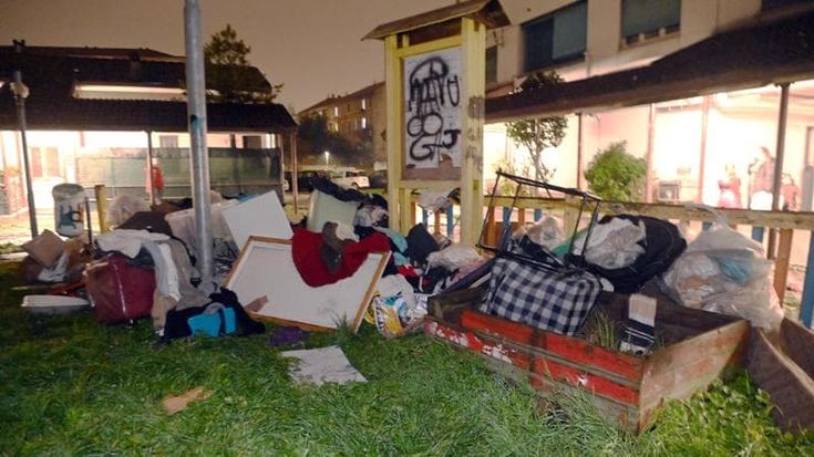Sgombero di via Quarti, il Comune attacca la prefettura: “Vergogna, colpiti i più deboli”