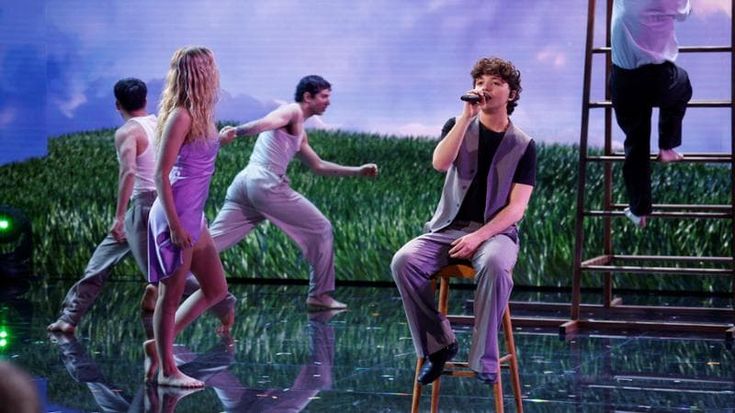 Amici 2026, Lorenzo Salvetti vince la finale: “Sono entrato con tanti dubbi e paure, è stata un’esperienza unica”