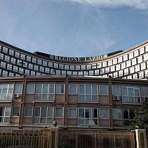 Intesa Regione-sindacati: l'Irpef caler&agrave; per i redditi tra 28 mila e 35 mila euro l'anno