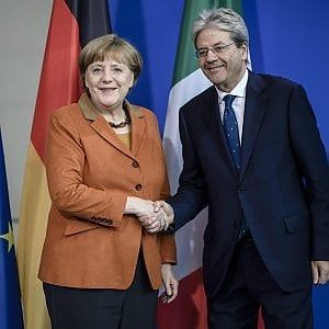 Fca, Gentiloni a Merkel: "Noi decidiamo secondo le nostre leggi"