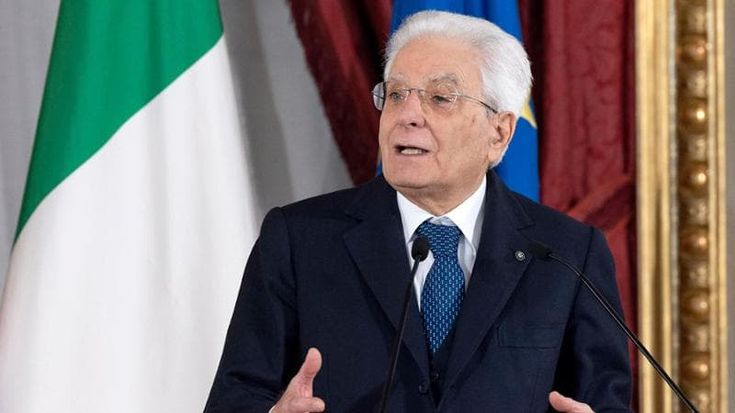 Cariche di Pisa, Mattarella chiama Piantedosi: “I manganelli con i ragazzi esprimono un fallimento”. Il capo della polizia: “Nessuna indicazione politica, verifiche sugli agenti”