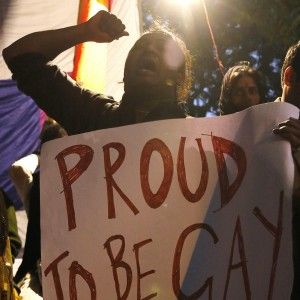 Corte Ue: licenze matrimoniali anche per unioni gay