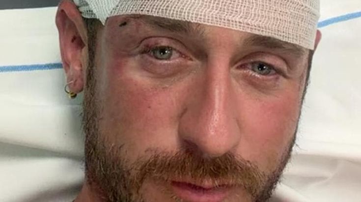 "Aggredito e picchiato da 30 persone a Olbia perché sono gay": la denuncia del promoter Angelo Ratti