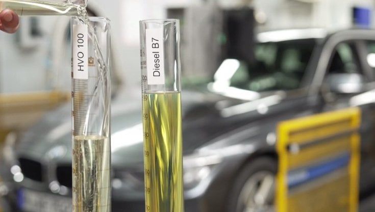 E-fuel e biocarburanti: cosa sono e perché sono legati allo scontro europeo sullo stop a diesel e benzina