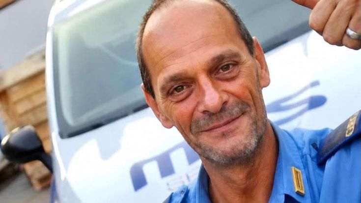 Stefano Dodi, chi era la guardia giurata morta in servizio nel centro di Bologna
