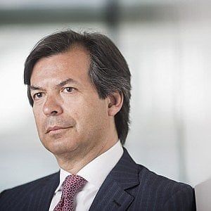 Intesa Sanpaolo migliora l'utile del 25% nel semestre e conferma le stime di dividendo 2018