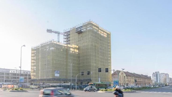 Urbanistica, stop ai permessi facili: ora arriva la stretta sulle torri sopra i 25 metri