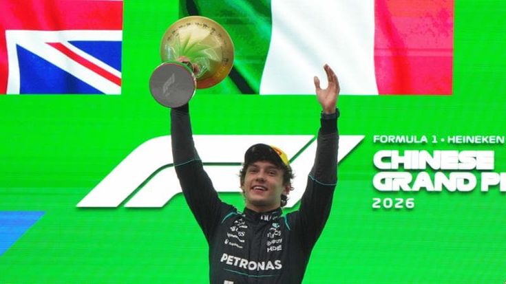 Kimi, gioia e lacrime. Un italiano torna a vincere in F1: “Alla fine me la stavo facendo addosso”