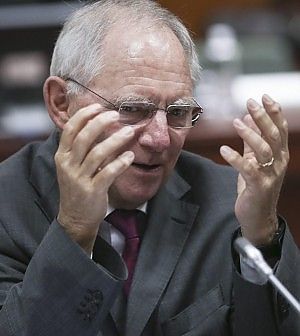 Le Borse Ue ripartono dai massimi in attesa dal Pil Usa. Lo spread torna alla primavera 2011