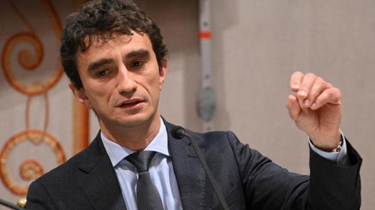 Meloni a Forlì, bufera sul viceministro di FdI Bignami. I sindacati di polizia: “Voleva limitare le proteste e ci ha dato degli incompetenti”