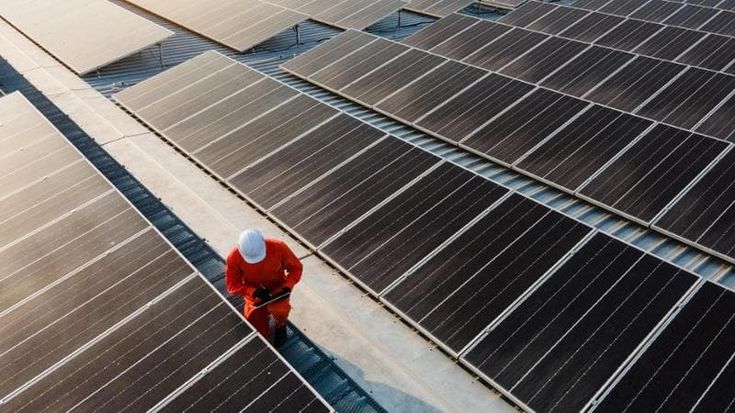 Rinnovabili, l’occupazione cresce meno delle installazioni