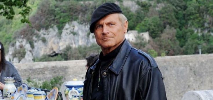 Don Matteo colpisce ancora: il prete detective nell'Italia da cartolina