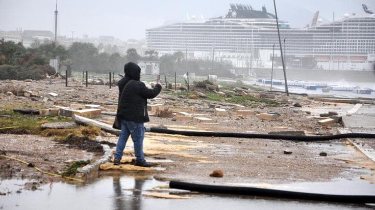 Il dopo ciclone al Foro Italico, corsa per garantire il “concertone”