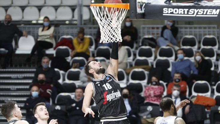 Teodosic-Hunter, una poltrona per due