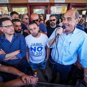 Zingaretti: “Siamo al fianco dei lavoratori della Jabil, fino a ritiro licenziamenti”
