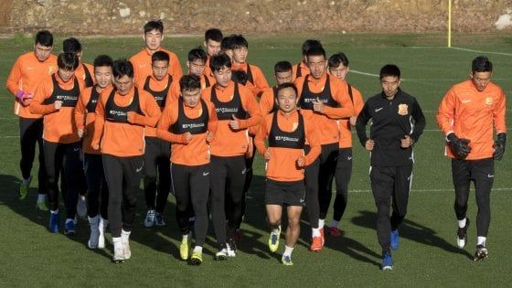 Coronavirus, la Cina ferma il calcio. F1, a rischio il Gp di Shanghai
