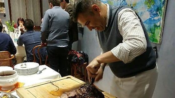 Bolliti, salumi, formaggi: a Torino la bontà arriva veloce, sul carrello