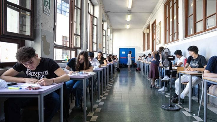 Maturità, i consigli per la prova di matematica: “Gestire il tempo e spiegare bene i passaggi”
