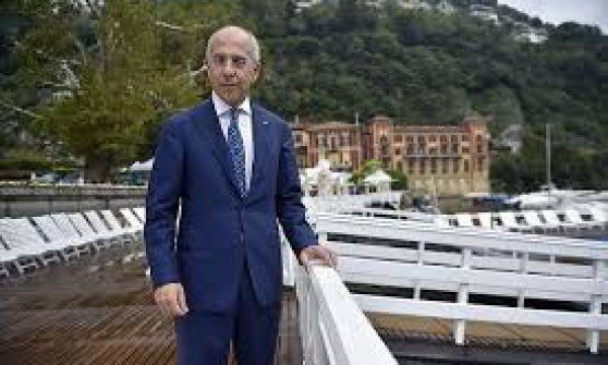 Enel: Starace promette aumento dividendo, analisti la promuovono