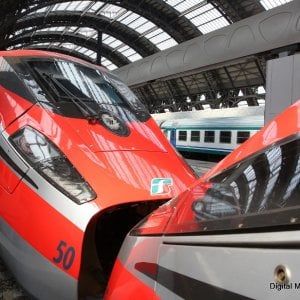 Scioperi, venerdì nero per la mobilità: a rischio treni, aerei e trasporto urbano