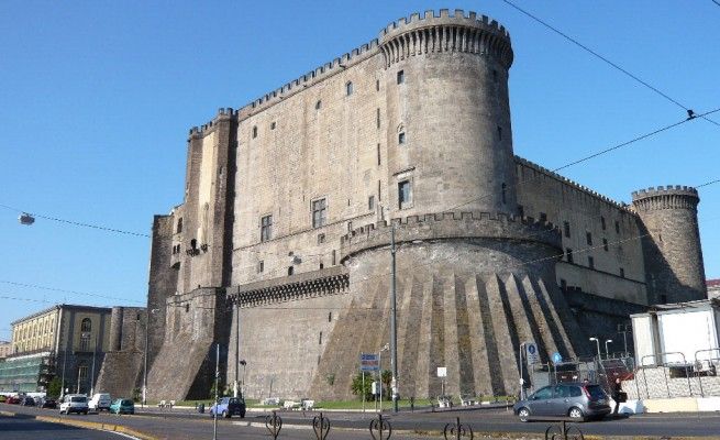 Si sbloccano i fondi per i restauri <br />ma resta fuori il Maschio Angioino