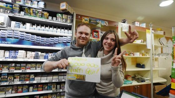 Torino baciata dalla fortuna: il primo premio della lotteria venduto in una tabaccheria di San Donato