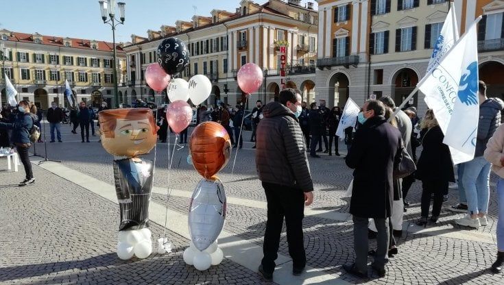 Dl Sostegni, ecco come funzioneranno i nuovi indennizzi: ai piccoli andrà di più. Le imprese: "Bene il governo, ora fare presto"