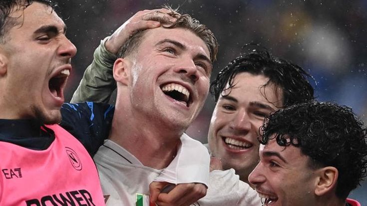 Genoa-Napoli 2-3, azzurri vincenti all’ultimo respiro: Hojlund trasforma il rigore decisivo al 95’