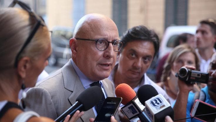 Un giro di tangenti su energia e rifiuti. I pm: arrestate Armao