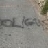 Capri, vandalizzata la stele di Lenin con scritte contro la polizia