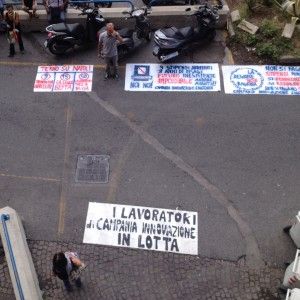 Protesta Campania Innovazione<br />"Nove stipendi arretrati"