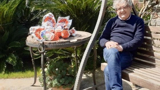 Cilento, sindaco rinuncia all’indennità per regalare uova di Pasqua ai bambini del paese 