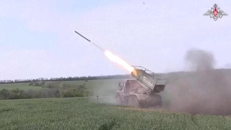 Russia, ancora lanci di missili sulla linea del fronte