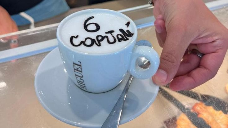 Il rito cappuccino nel bar interista: “Qui Bergomi gli ha dato la fiaccola”