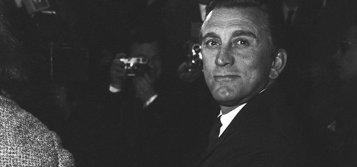 Kirk Douglas, i cent'anni dell'ultimo Leone di Hollywood