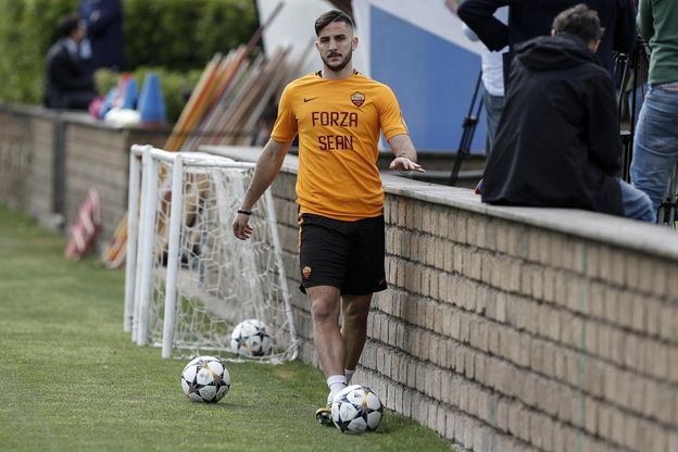 Roma-Liverpool: i giallorossi in campo con una maglia per Sean Cox