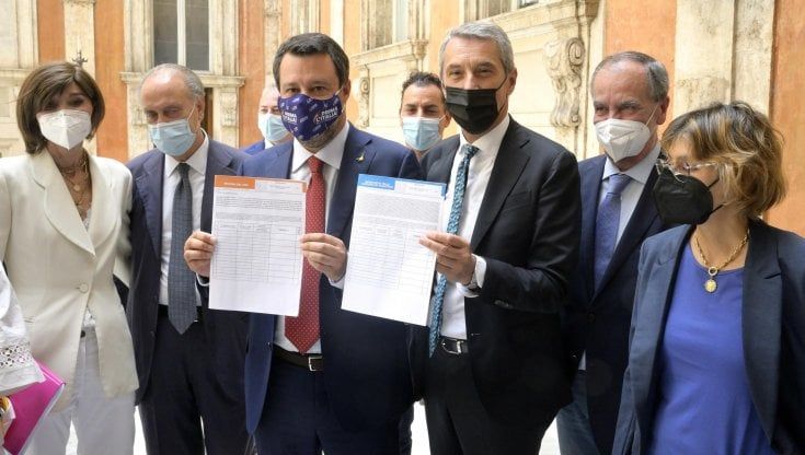 Referendum sulla giustizia, Salvini con Udc e Forza Italia: prove di federazione 