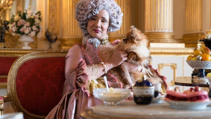 È ancora Bridgerton mania. Trovata la regina giovane per lo spinoff su Queen Charlotte