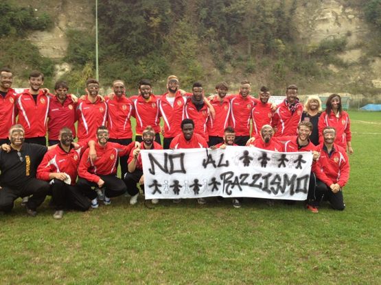 Razzismo, il Rioveggio scende<br />in campo con il volto colorato di nero