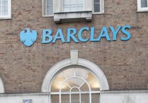 Carte di credito bloccate nelle zone del sisma<br />Barclays corre ai ripari: "Ci siamo sbagliati"