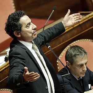 Milleproroghe, il governo incassa la fiducia del Senato: il dl &egrave; legge