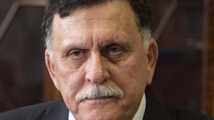 Libia, il monito di Al Serraj: "800mila migranti pronti a partire. Si rischia il caos"