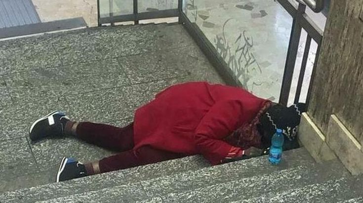 “Metà ambulanze ferme in ospedale”. A Roma i soccorsi con tre ore di attesa
