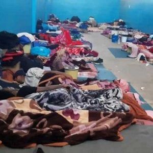 Libia, uccisi 26 migranti del Bangladesh e 4 africani tenuti in ostaggio a Mizdah, a sud di Tripoli  