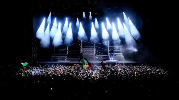 Kneecap, 5mila a Bologna per il rap gaelico che parla oltre la musica
