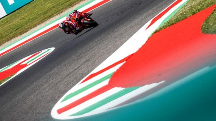 Mugello, in 90 mila per il motomondiale: i numeri e i colori della gara